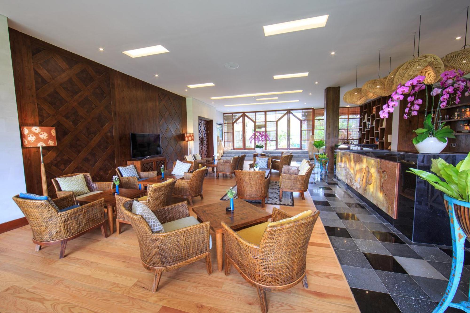 Tejaprana Bisma - Chse Certified Hotel Ubud Eksteriør billede The lounge at the airport