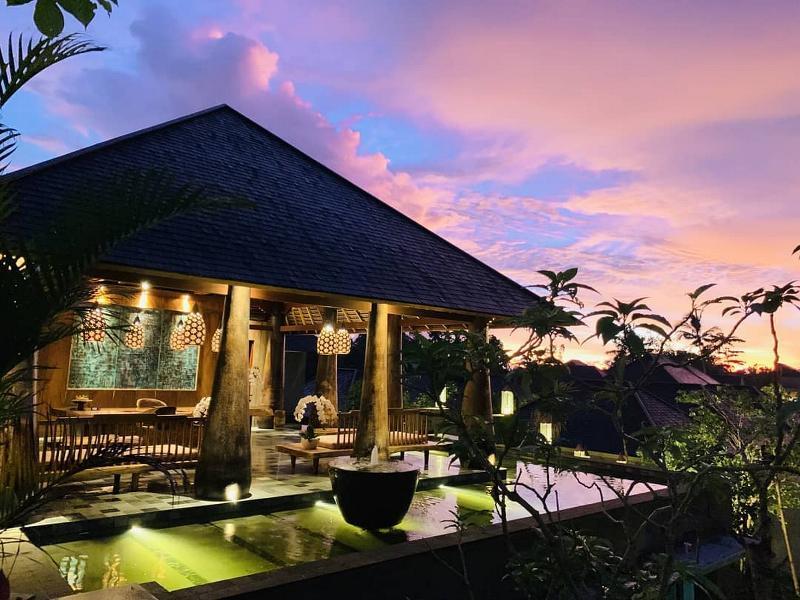 Tejaprana Bisma - Chse Certified Hotel Ubud Eksteriør billede The restaurant at the resort