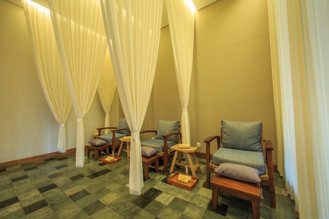 Tejaprana Bisma - Chse Certified Hotel Ubud Eksteriør billede A foot massage room at a spa in Bangkok, Thailand